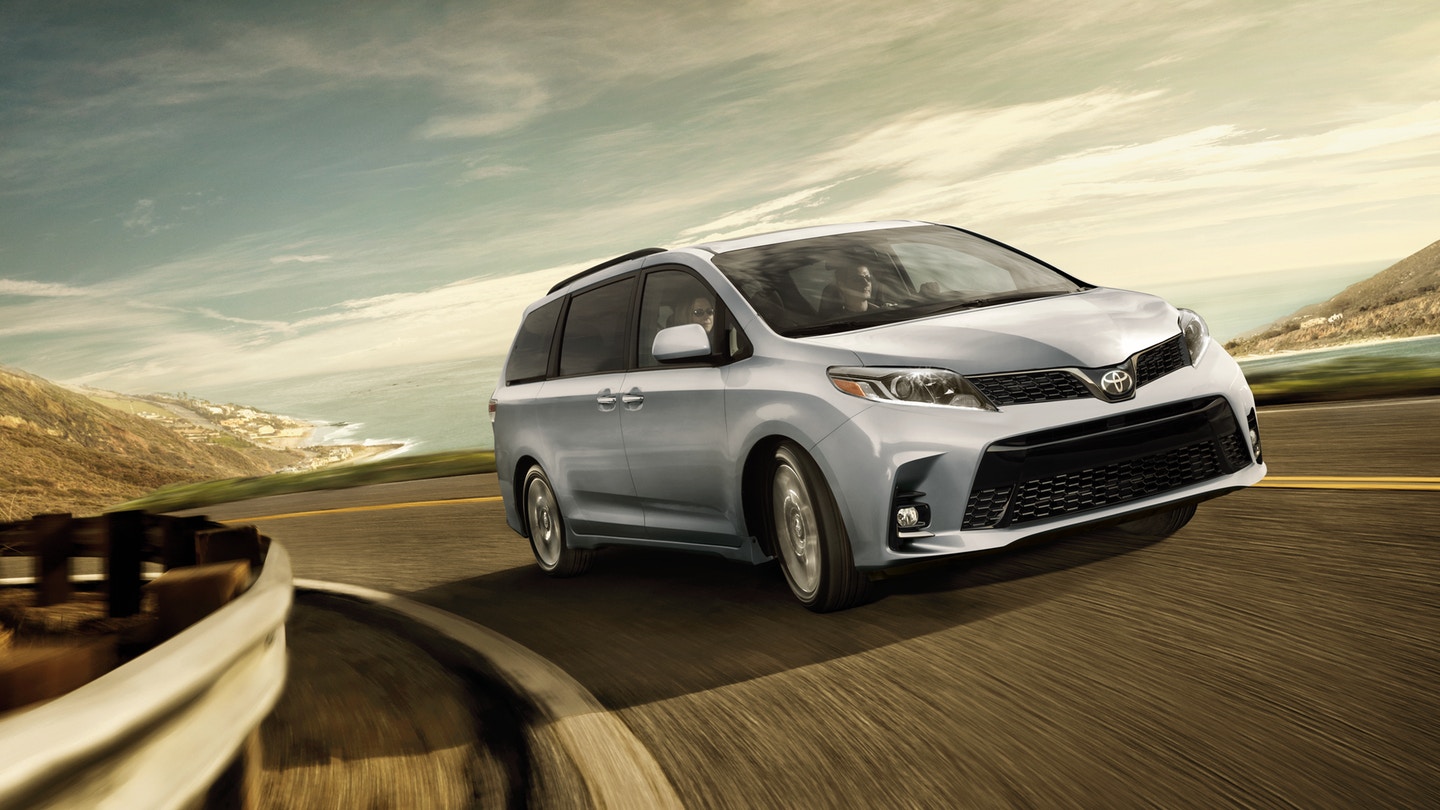 Cập nhập bảng giá thuê xe Sienna Toyota