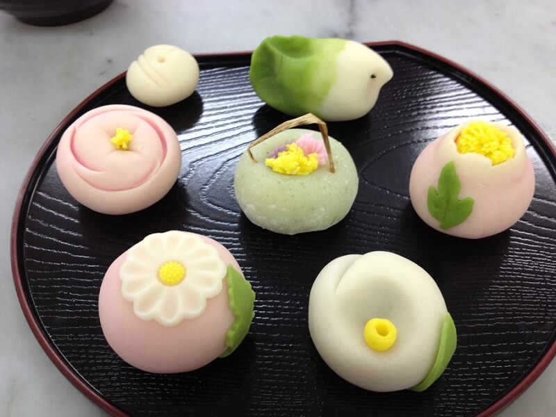 Du lịch Nhật Bản thưởng thức món bánh Wagashi