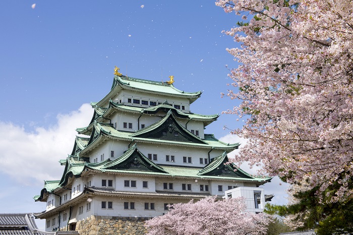 Lâu đài Nagoya với kiến trúc cổ kính