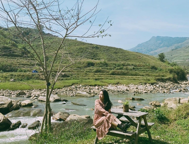 Suối Mường Hoa thơ mộng