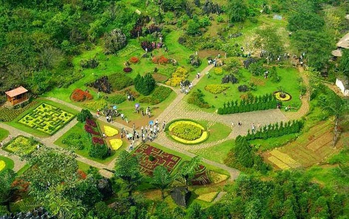 Vẻ đẹp của công viên dưới chân núi Hàm Rồng