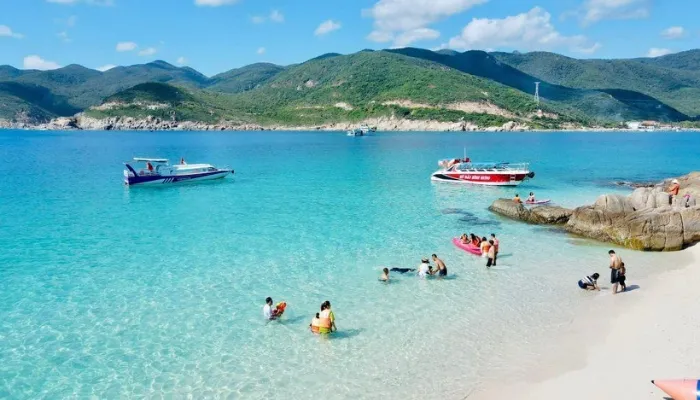 Phương tiện di chuyển đến Đảo Bình Hưng