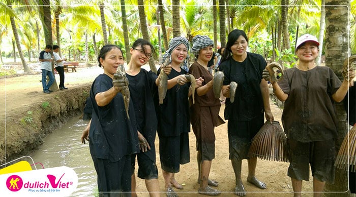 Du lịch Hè - Tour Du lịch Miền Tây - Tour Tát Mương Bắt Cá 1 ngày từ Sài Gòn