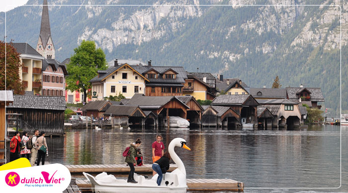 thi-tran-Hallstatt-du-lich-viet