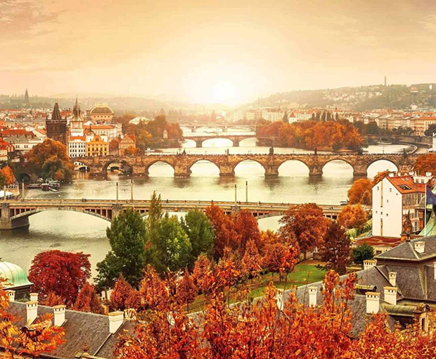 Du lịch Châu Âu mùa Thu - Tour Đông Tây Âu Séc - Slovakia - Hungary - Áo - Đức - Thụy Sĩ từ Sài Gòn 2025