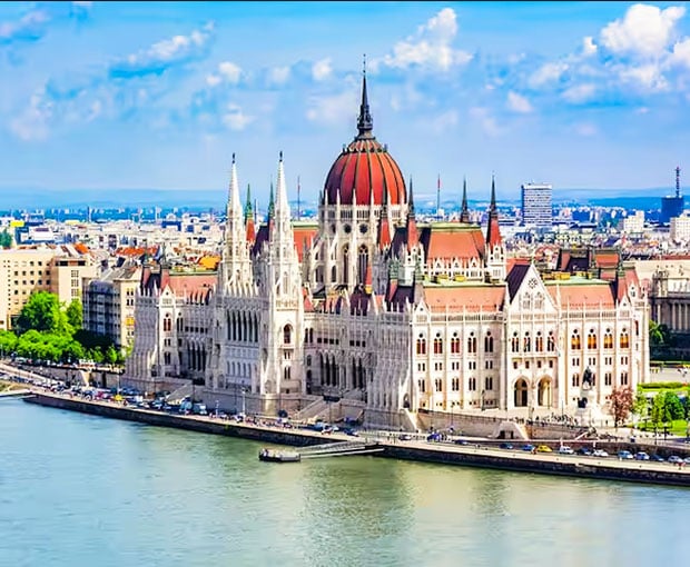 Du lịch Hè - Tour Châu Âu Đức - Áo - Hungary - Slovakia - Séc từ Sài Gòn 2025