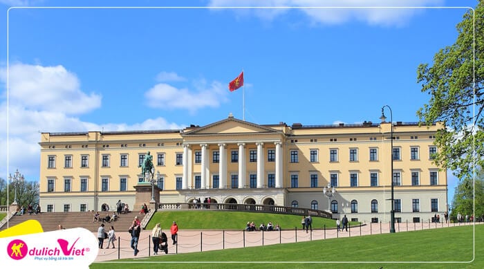 toa-thi-chinh-Radhuset-City-Hall-du-lich-viet