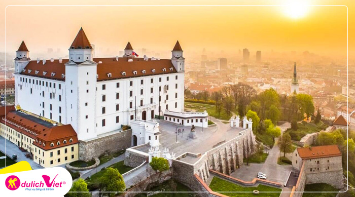 Lâu đài Bratislava