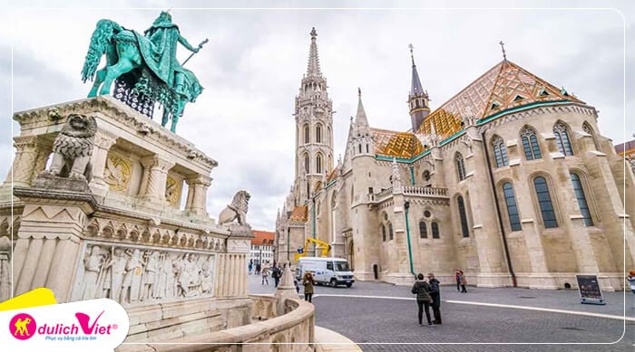 nha-tho-matthias-budapest-du-lich-viet