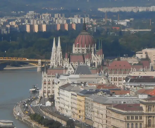 TOUR CHÂU ÂU MÙA THU 10N9Đ | ĐỨC - SÉC - ÁO - SLOVAKIA - HUNGARY