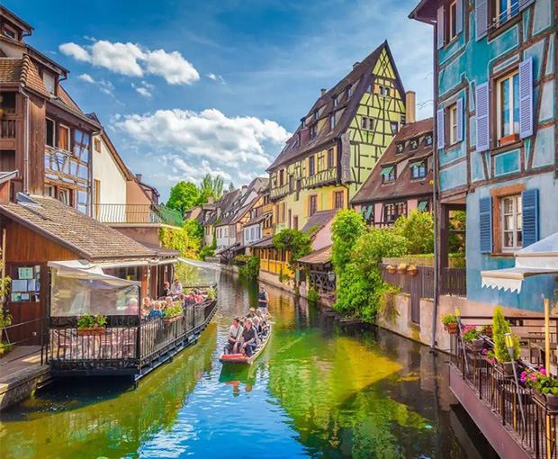 Du lịch Châu Âu mùa Thu - Tour Pháp - Thụy Sĩ - Ý - Hungary - Áo - Slovakia - Séc - Đức từ Hà Nội 2025