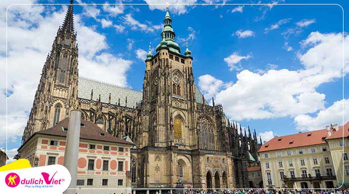 dong-ho-thien-van-praha-du-lich-viet(1)
