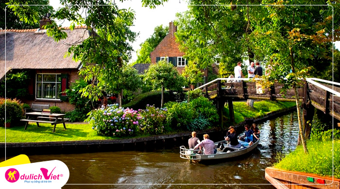 ngoi-lang-Giethoorn-du-lich-viet
