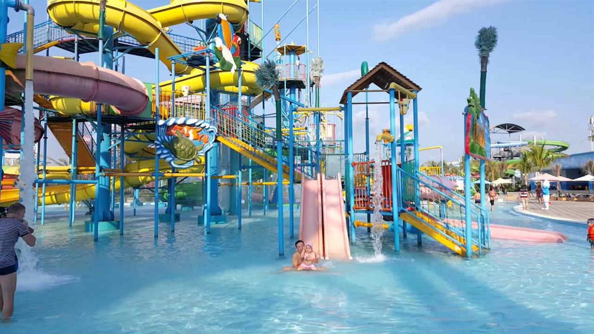 Du lịch Nha Trang - Công viên nước Vinpearl Land