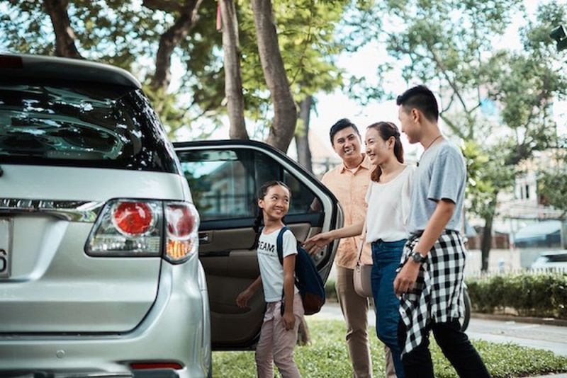 Tham khảo bảng giá thuê xe dịch vụ tại Du Lịch Việt 