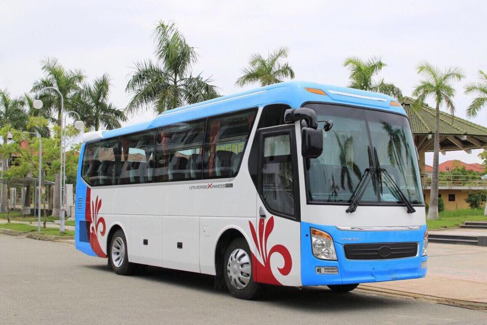 Thuê xe 39 chỗ giá rẻ tại TPHCM, Hà Nội