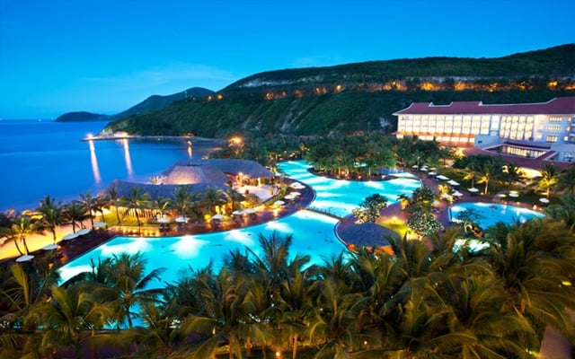 Diamond Bay Condotel Resort