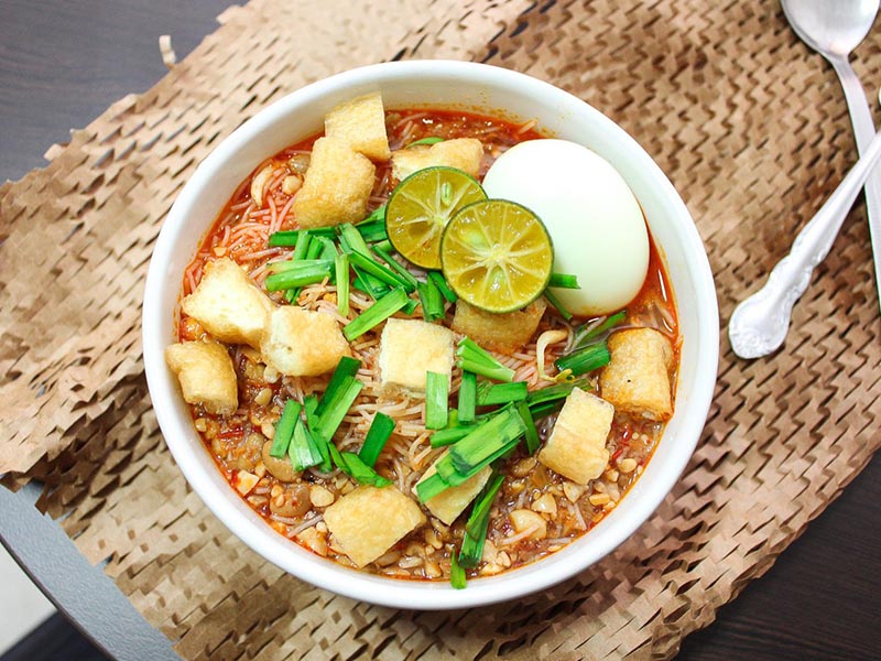 Thưởng thức những món ăn gì khi du lịch Malaysia