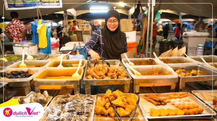 Du lich Brunei tham quan Chợ đêm Gadong