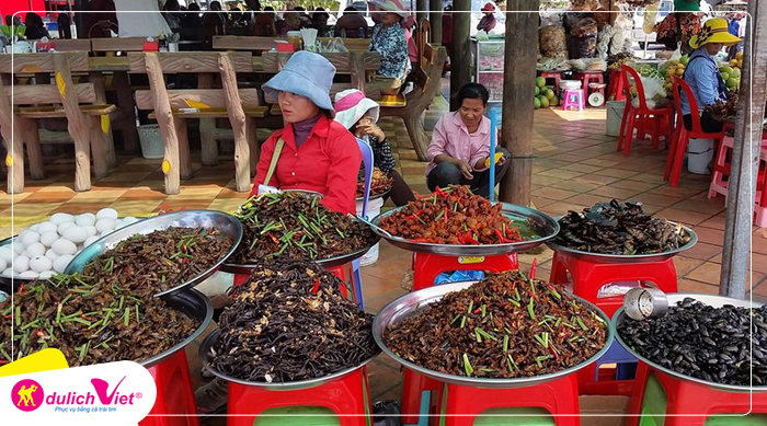 cho-con-trung-tour-campuchia-du-lich-viet