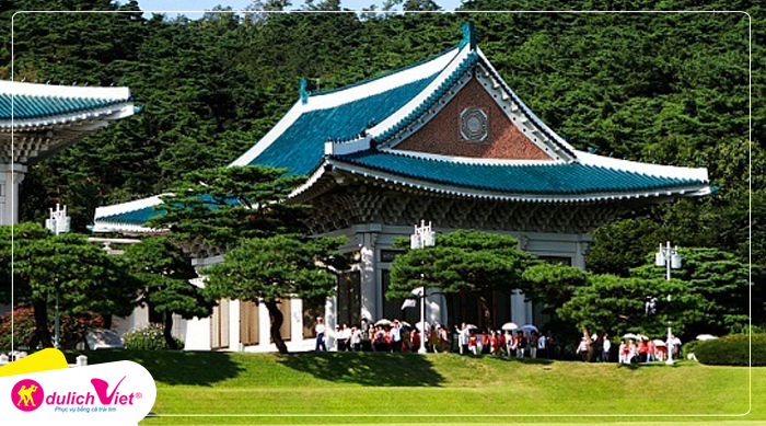 cung-dien-hoang-gia-du-lich-viet(1)