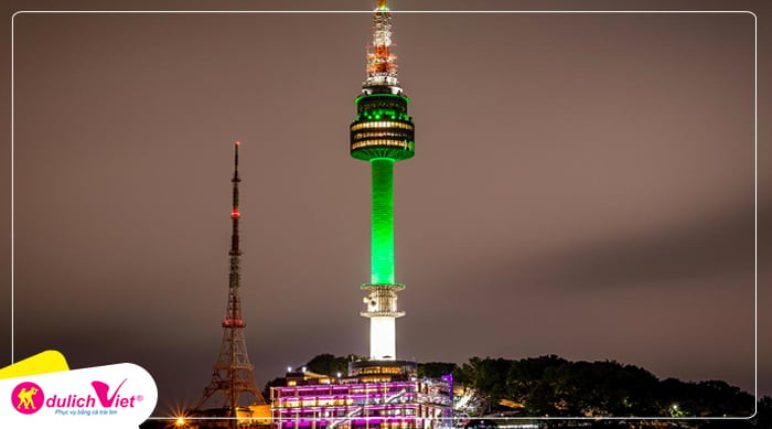 Tháp N Seoul - tọa lạc trên núi Namsan