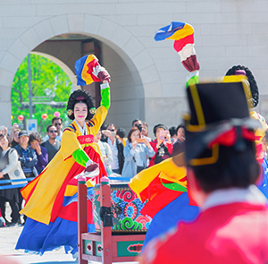 Du lịch Lễ 30/4 - Tour Du lịch Hàn Quốc Seoul - Lotte Word - Đảo Nami từ Sài Gòn 2025