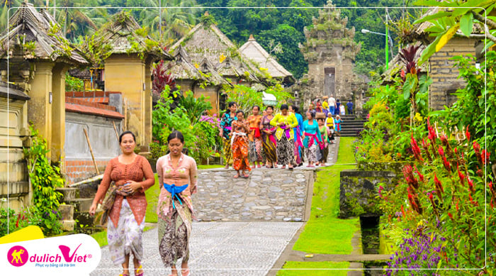 tham-quan-lang-Ubud-du-lich-viet