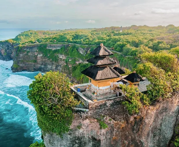 TOUR INDONESIA 4N3Đ MÙA XUÂN | ULUN DANU - HANDARA - ULUWATU