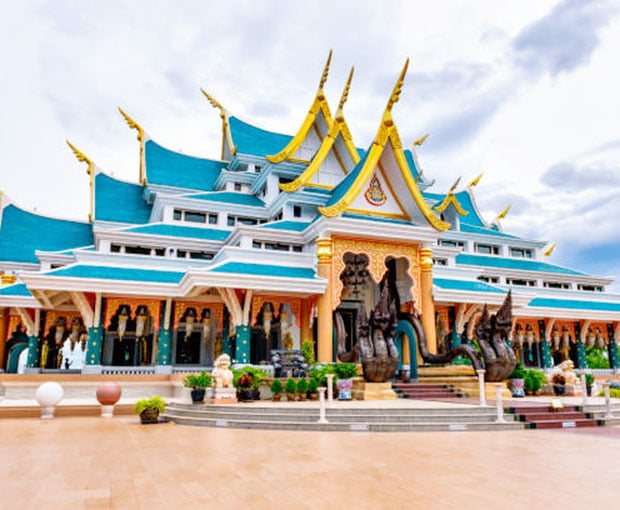 Du lịch Hè - Tour Du lịch Huế - Lào - Đông Bắc Thái 5 ngày từ Sài Gòn 2025