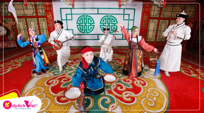 quang-truong-thanh-cat-tu-han-du-lich-viet