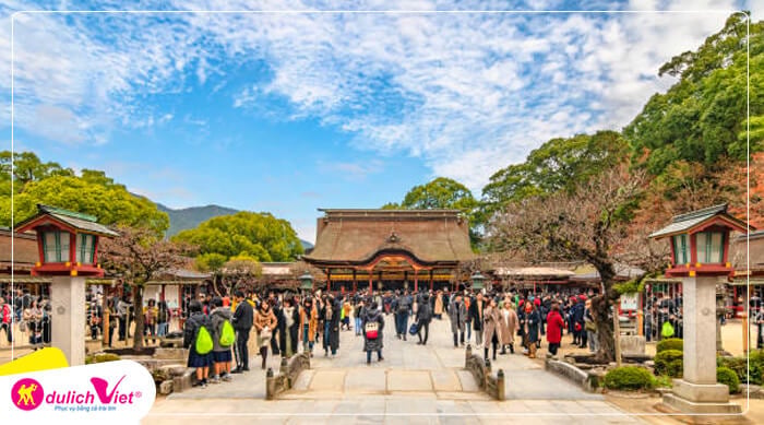 Du lịch Nhật Bản tham quan đến Dazaifu Tenmangu