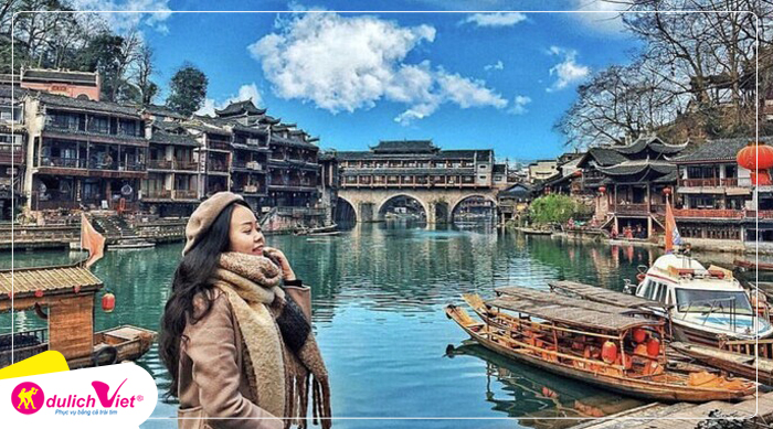 Du lịch Trung Quốc mùa Thu - Trương Gia Giới - Phượng Hoàng Cổ Trấn 5 ngày từ Sài Gòn 2025