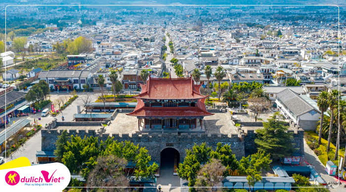 thi-tran-Shuanglang-du-lich-viet