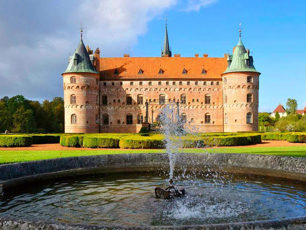 Egeskov là lâu đài có kiến trúc độc đáo nhất ở châu Âu