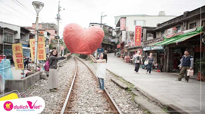 Tour tham quan Shifen và trải nghiệm thả đèn trời ở Pingxi