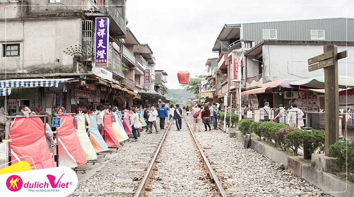 Tour tham quan Shifen và trải nghiệm thả đèn trời ở Pingxi