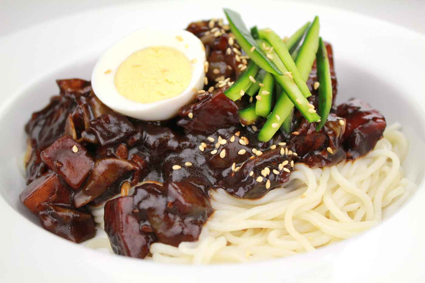 Mì đen Jajangmyeon