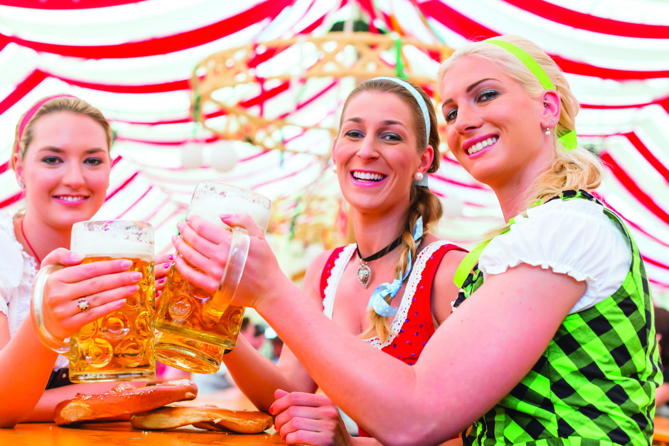 Lễ hội bia Oktoberfest nổi tiếng ở nước Đức
