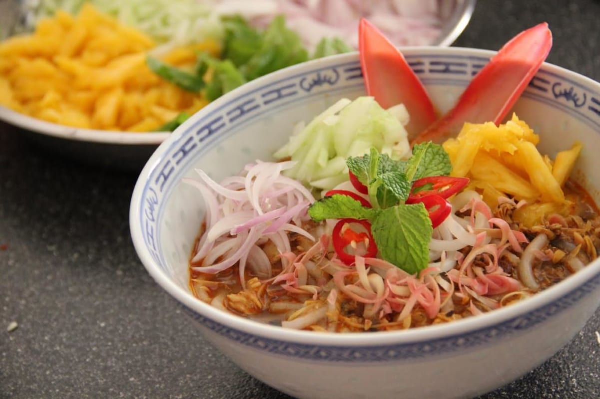 Du lịch Malaysia - Mỳ Penang assam laksa