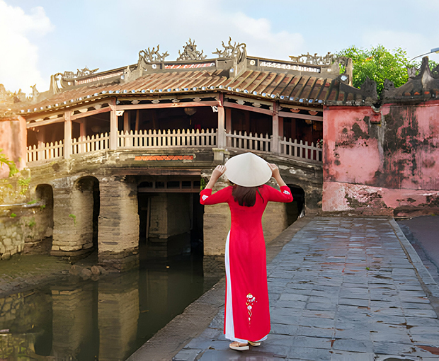 Du lịch Lễ 30/4 - Tour Đà Nẵng - Huế - Làng Hương Thuỷ Xuân - Động Phong Nha 5N4Đ từ Sài Gòn 2025