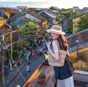 Du lịch Lễ 30/4 - Tour Đà Nẵng - Huế - Thánh Địa La Vang - Động Thiên Đường từ Sài Gòn 2025
