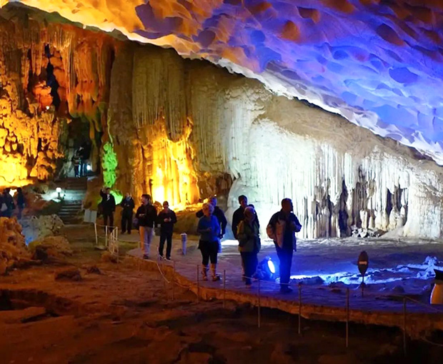 Du lịch miền Trung Hè - Đà Nẵng - Huế - Động Thiên Đường - Tour tiết kiệm từ Sài Gòn 2025