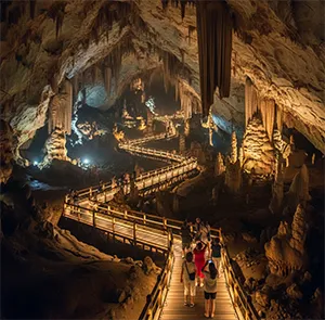 TOUR ĐÀ NẴNG TẾT NGUYÊN ĐÁN 5N4Đ | BÀ NÀ - HỘI AN - HUẾ - LA VANG - ĐỘNG THIÊN ĐƯỜNG