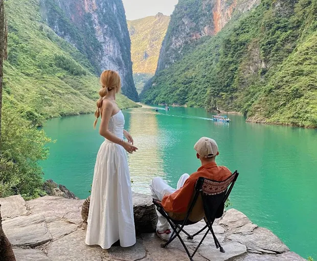 TOUR ĐÔNG BẮC TẾT NGUYÊN ĐÁN 5N4Đ | HÀ NỘI - HÀ GIANG - ĐỒNG VĂN - BẢN GIỐC - NHO QUẾ