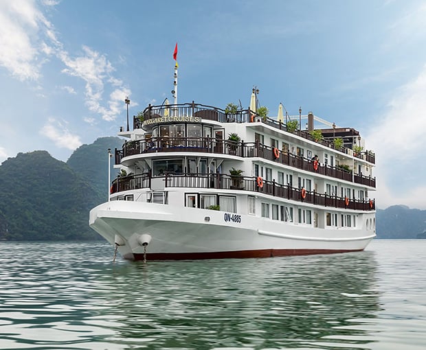 Du lịch miền Bắc Lễ 30/4 - Hà Nội - Chùa Tam Chúc - Ninh Bình - Hạ Long Trải Nghiệm Du Thuyền từ Sài Gòn 2025