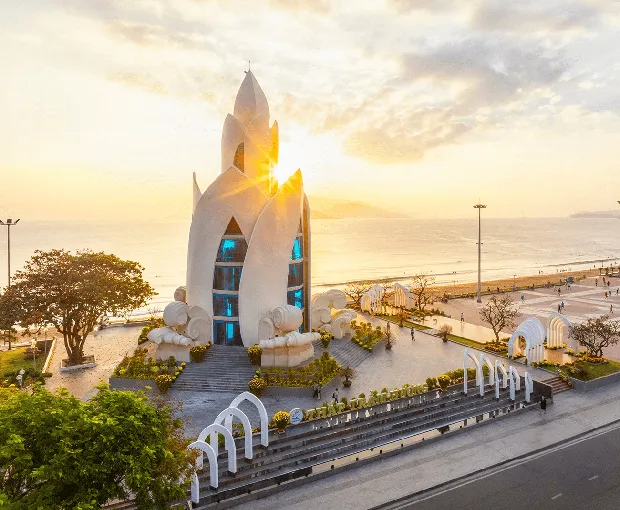 TOUR NHA TRANG TẾT DƯƠNG LỊCH 3N2Đ | VINWONDERS - THÁP BÀ - CHÙA LONG SƠN - DU NGOẠN ĐẢO