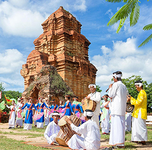 Du lịch Nha Trang Lễ 30/4 - Tour Du Ngoạn 4 Đảo từ Sài Gòn 2025