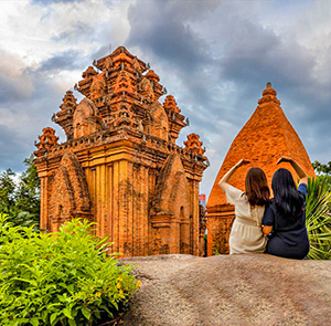 Du lịch Nha Trang mùa Thu - Vinwonders - Tháp Bà Ponagar từ Sài Gòn 2025