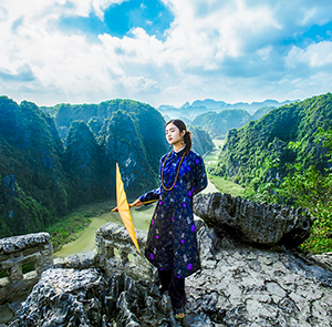 Du lịch Hè - Tour Hà Nội - Yên Tử - Hạ Long - Bắc Ninh - Đền Đô - Ninh Bình - Chùa Bái Đính - Tràng An - Sapa - Hà Khẩu từ Sài Gòn 2025